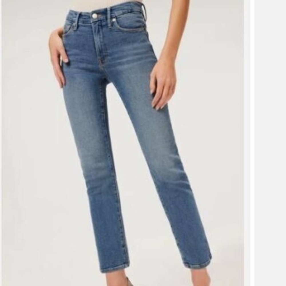 Good American Crop Straight Leg Jeans